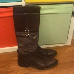 Boots size 8